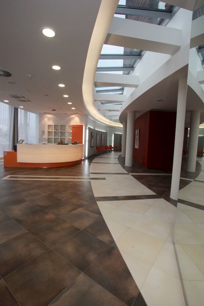 Orea Hotel Atrium Otrokovice Esterno foto